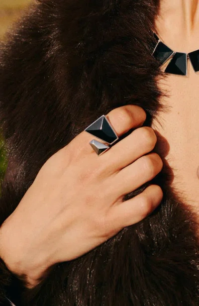 Retro Chic Echo Ring In Black