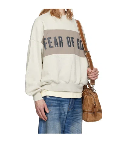 Essentials Long-sleeved Sweatshirt In White