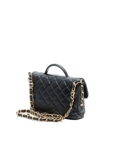 Chanel 24a Messenger Bag In Black