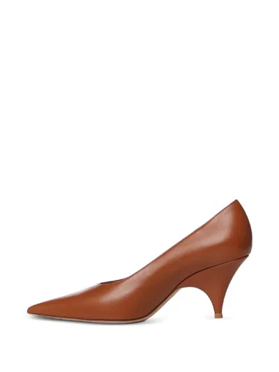Gianvito Rossi Simple Handcrafted Leather Shoes In Brown