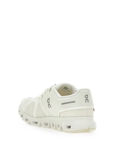 On Cloud 6 Sneakers In White