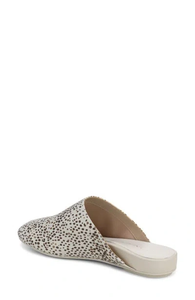 Vionic Opal Mule In White