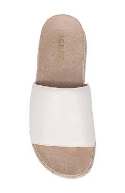 Vionic Yasmina Platform Slide Sandal In White