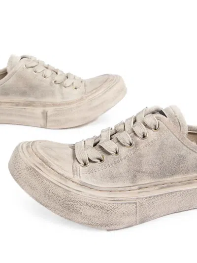Ann Demeulemeester 디스트레스드 마감 스니커즈 In Neutral