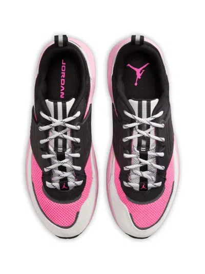 Jordan Trunner O/s Sneaker In Black