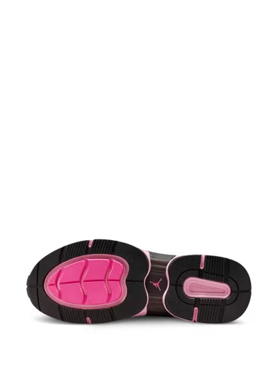 Jordan Trunner O/s Sneaker In Black