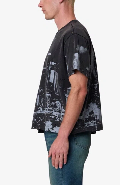 Mnml Dtla Distressed Graphic T-shirt In Black