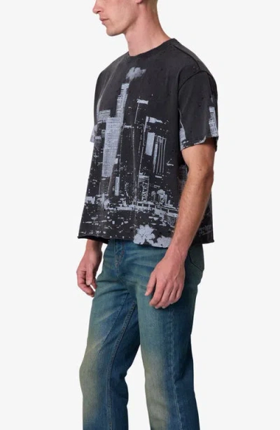 Mnml Dtla Distressed Graphic T-shirt In Black