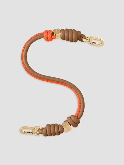 Maison De Sabre The Twist Handle In Brown