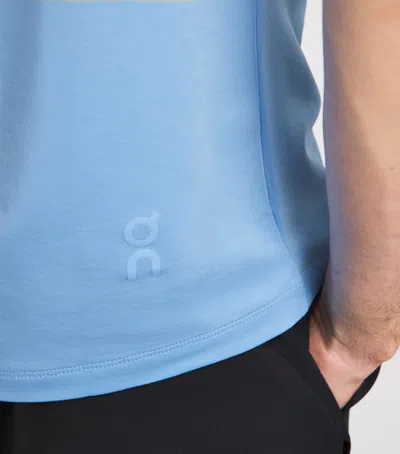 On Focus T-shirt In Blue