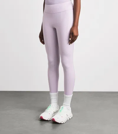 On 7/8 Performance Tights In Pink
