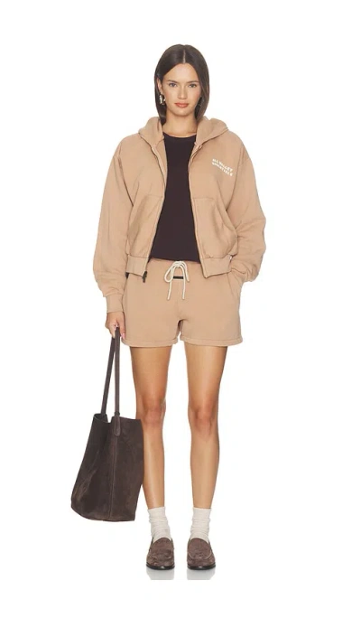 Essentials Classic Fit Short In Neutral