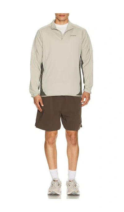 Manors Golf 1/4 Zip Tech Mid Layer In 沙丘色