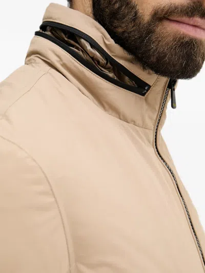 Blauer 돌턴 로고 패치 패딩 재킷 In Neutral