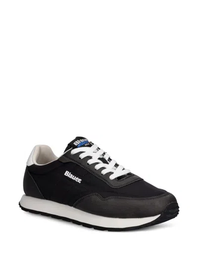 Blauer 팔콘 01 로고 프린트 패널 스니커즈 In Black