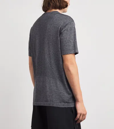 On Train Flex T-shirt In Gray