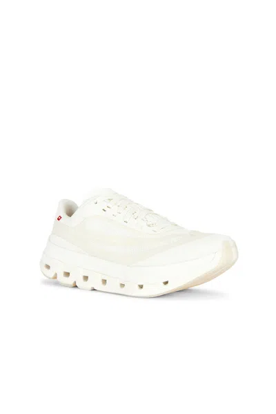 On Cloudflow 5 Ad Sneaker In White