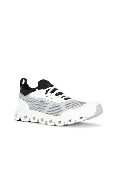 On Cloud 6 Versa Sneaker In White