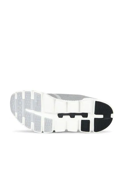 On Cloud 6 Versa Sneaker In White