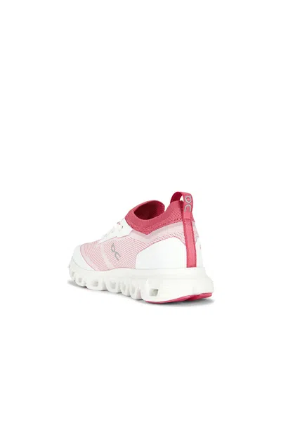 On Cloud 6 Versa Trainers In Pink
