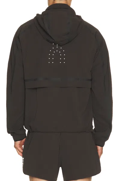 On Performance Volt Jacket In Brown