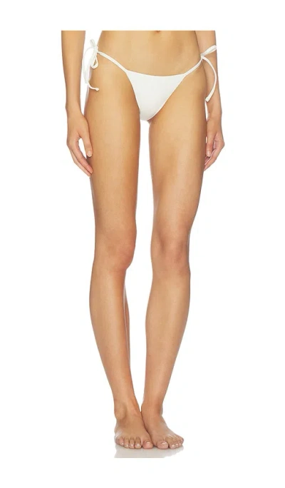 Éterne Isla Bottom In Ivory