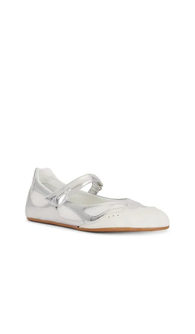 Duha Koko スニーカー In White