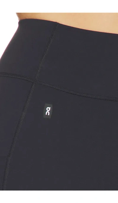 On Studio Tights 7/8 レギンス In Black