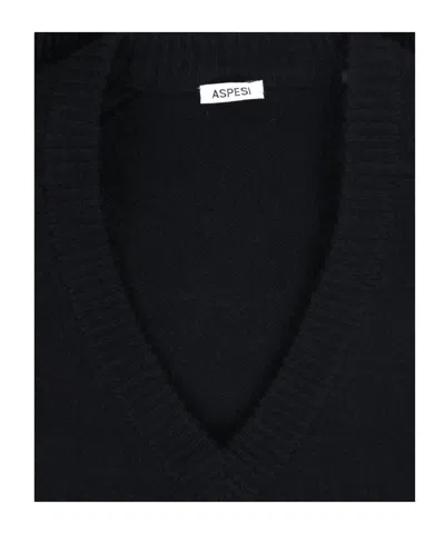 Aspesi V-neck Long-sleeve Knit Top In Black