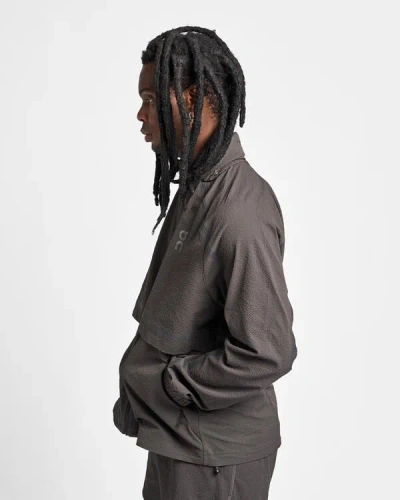 On Running Performance Volt Jacket 2 M In Red