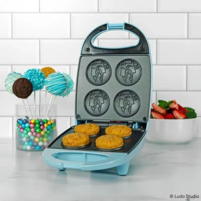 Uncanny Brands Bluey Cake Pop Maker In Multi