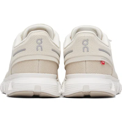 On Breathable Bianco Sneakers With Lightweight Comfort In White