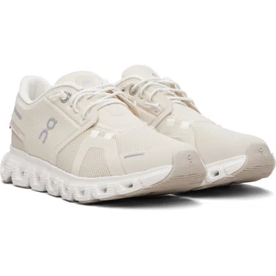On Breathable Bianco Sneakers With Lightweight Comfort In White