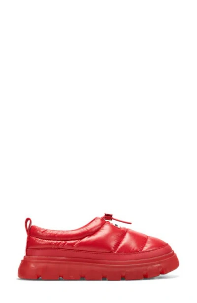 Hunter Madi Platform Puffer Slipper In Red