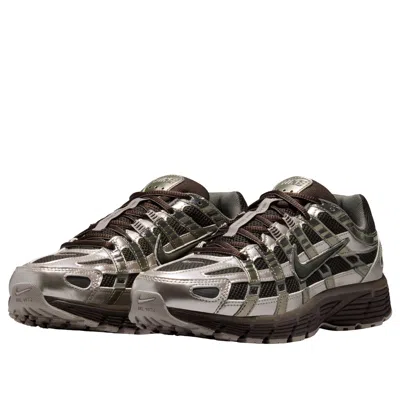 Nike P-6000 Se Sneaker In Burgundy