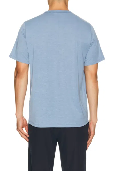 Vuori Current Tech Tee In Blue
