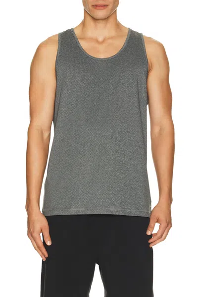 Vuori Tradewind Performance Tank 2.0 In Multi