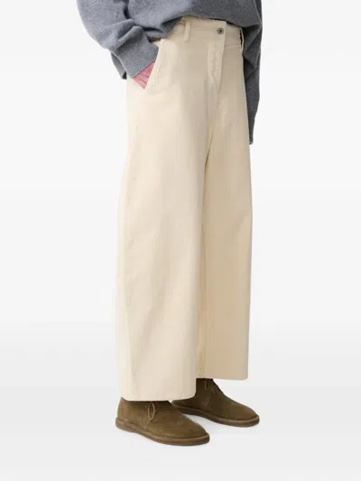 Studio Nicholson 칼코 코듀로이 팬츠 In White