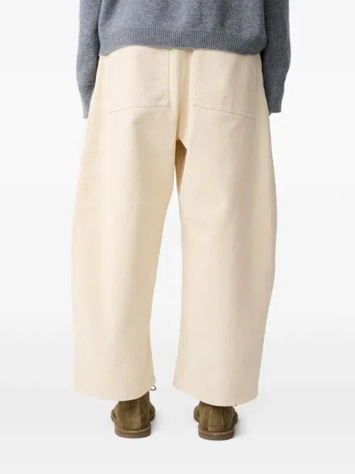 Studio Nicholson 칼코 코듀로이 팬츠 In White