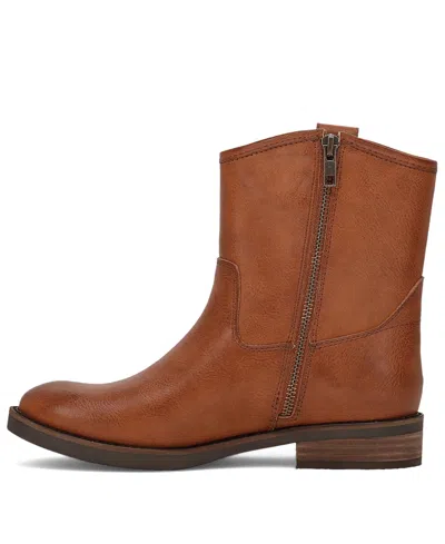 Frye And Co Kellie Button Short In Gold