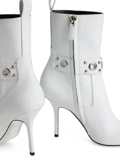 Dsquared2 Gothic Ankle Boots In White