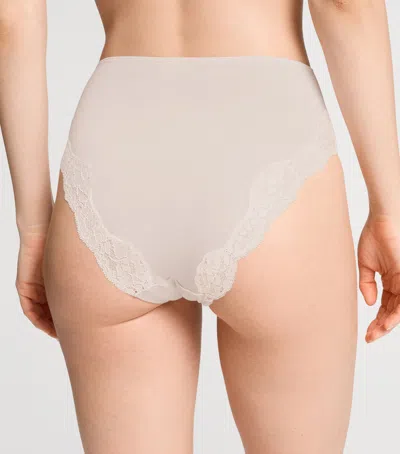 Hanro Smooth Illusion Tulle Brief In Neutral