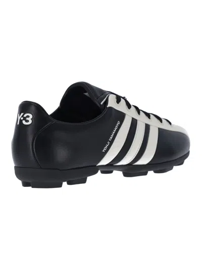 Y-3 Logo-print Panelled Sneakers In Black