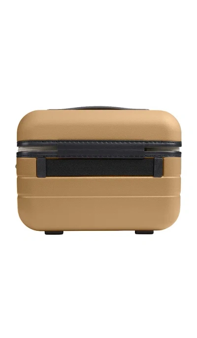 Away The Train Case In Tide Line Stripe