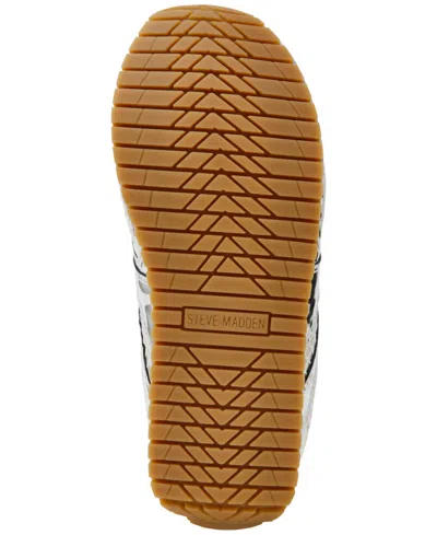 Steve Madden Pager Sneaker In Silver