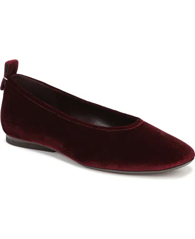 27 Edit Naturalizer Carla Flat In Red