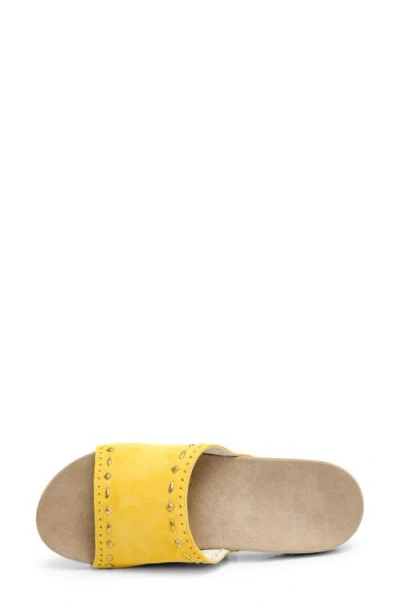 Revitalign Sofia Stud Sandal In Yellow