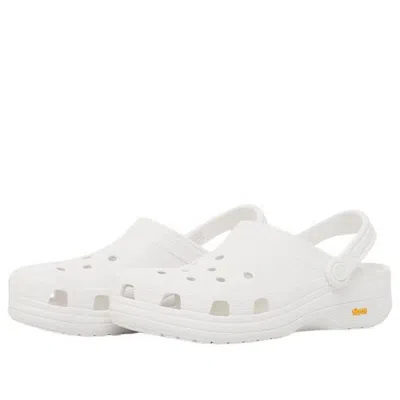 Crocs Gender Inclusive Classic Exp Clog In White