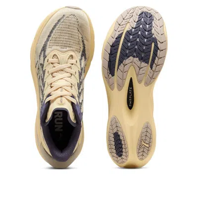 Puma Deviate Nitro 4 Running Shoe In Yellow