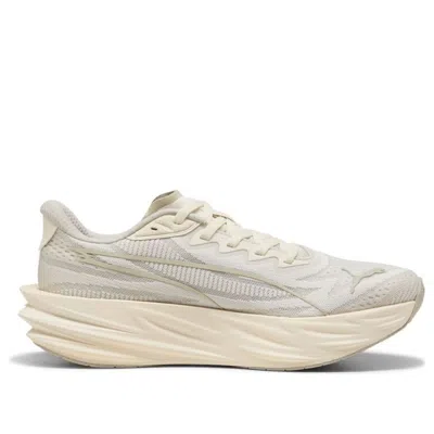 Puma Deviate Pure Nitro Sneakers In Neutral